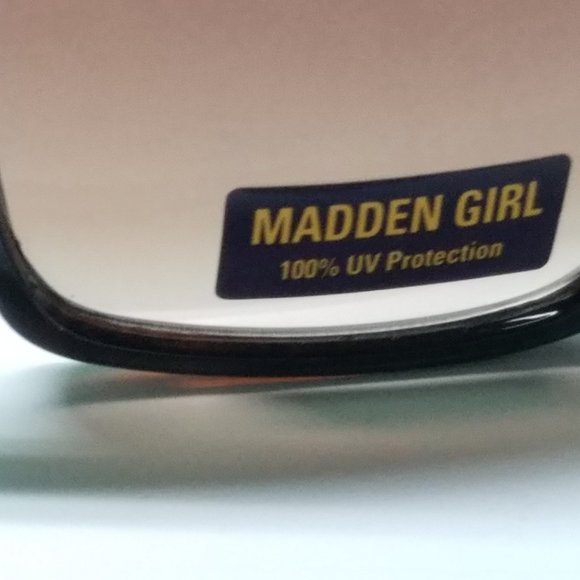 Retro Squared Sunglasses | Cheetah Print | 100% UV - Picture 8 of 10